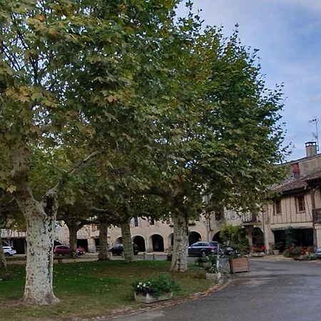 La Maison Des Cornieres Fourcès Eksteriør bilde