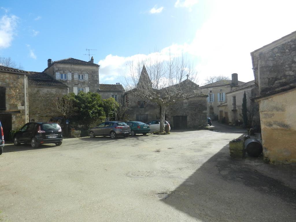 La Maison Des Cornieres Fourcès Eksteriør bilde